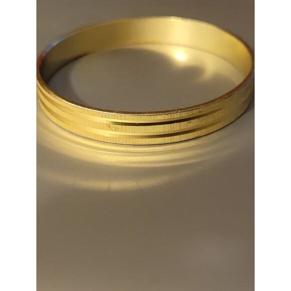 Goldtone Bracelet Fine 3 in - Picture 1 of 5